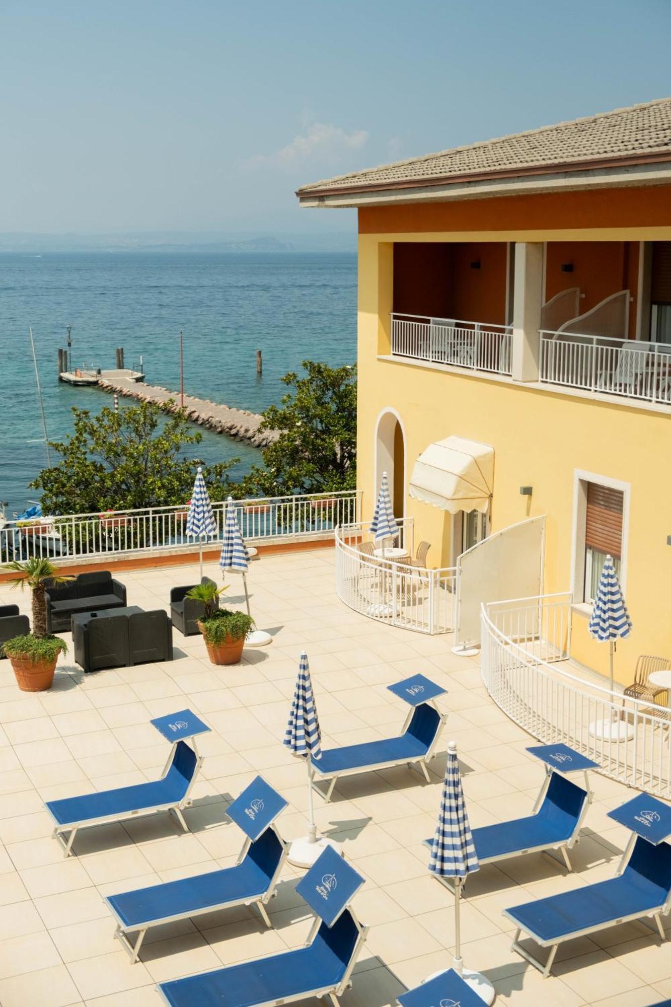 Hotel Vela D'Oro ***S 巴多利诺 外观 照片