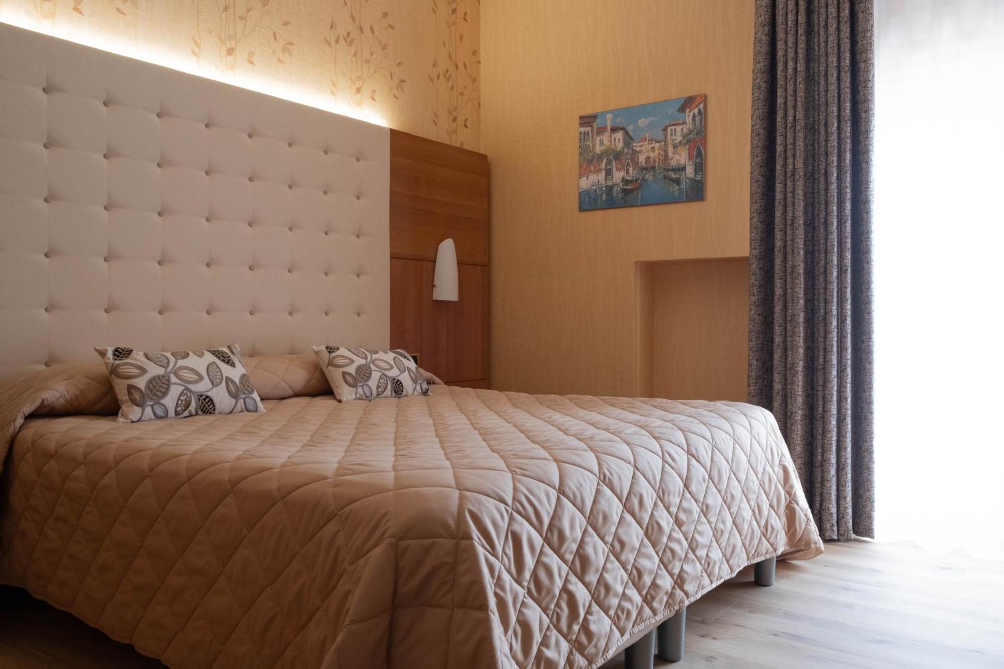 Hotel Vela D'Oro ***S 巴多利诺 外观 照片