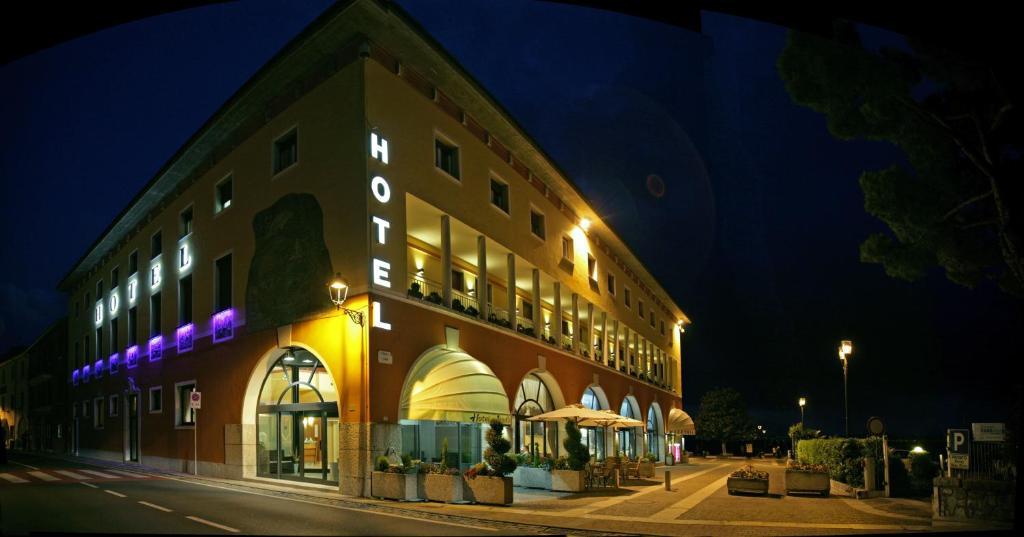 Hotel Vela D'Oro ***S 巴多利诺 外观 照片